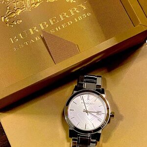 The City Silver Burberry woman wristwatch, stainless steel, 34mm&box&book.